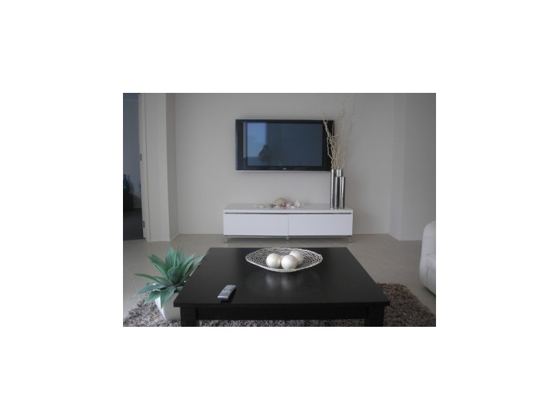 106/72-74 The Strand, North Ward QLD 4810