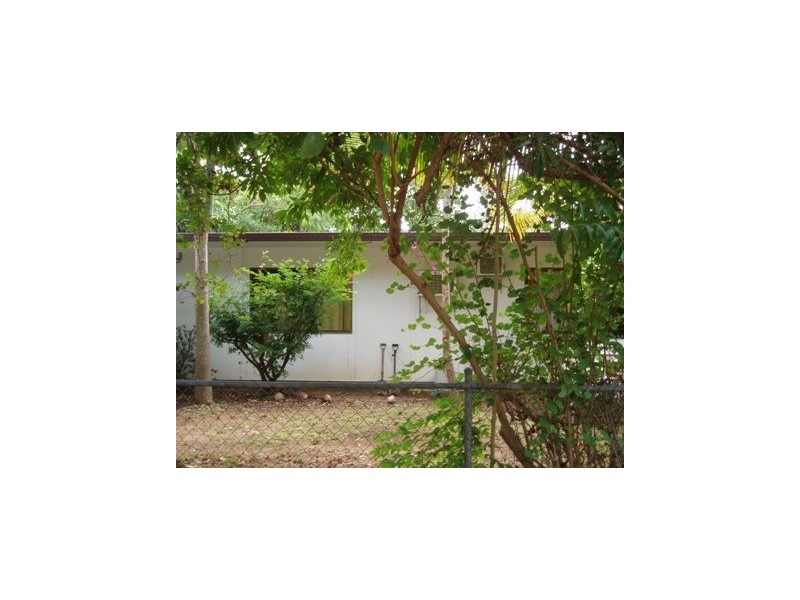 27 Yates Street, Nelly Bay QLD 4819