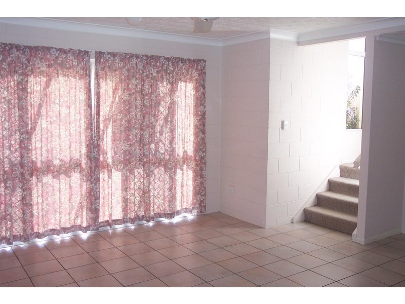 2/21 Tuffley Street, Townsville West QLD 4810