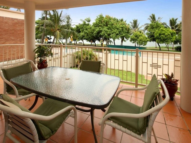 1/93 The Strand, North Ward QLD 4810