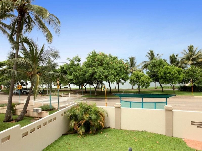 1/93 The Strand, North Ward QLD 4810