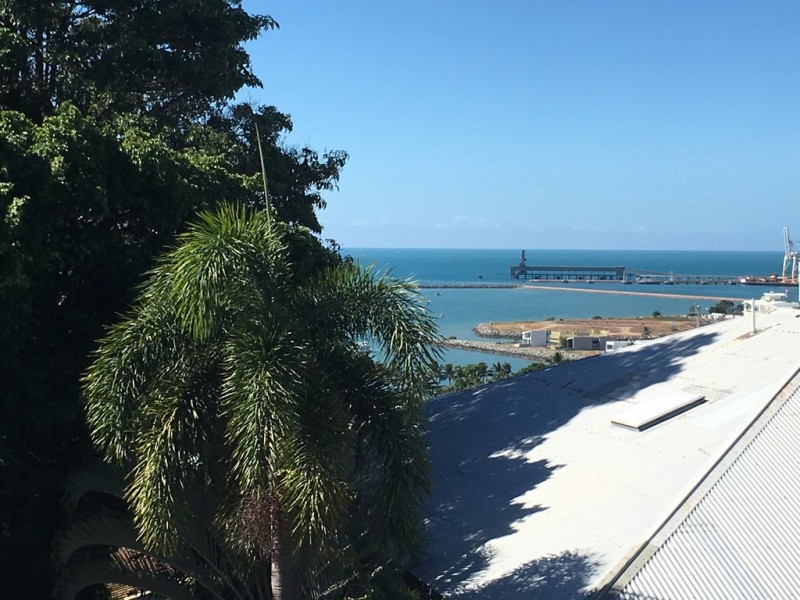 17/6 Hale Street, Townsville City QLD 4810