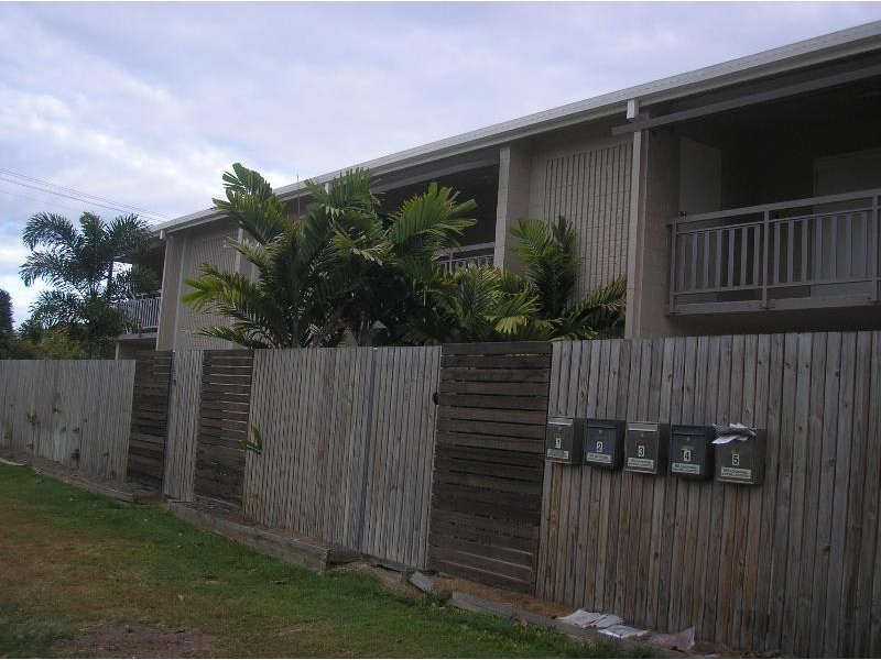 4/42 Cook Street, North Ward QLD 4810