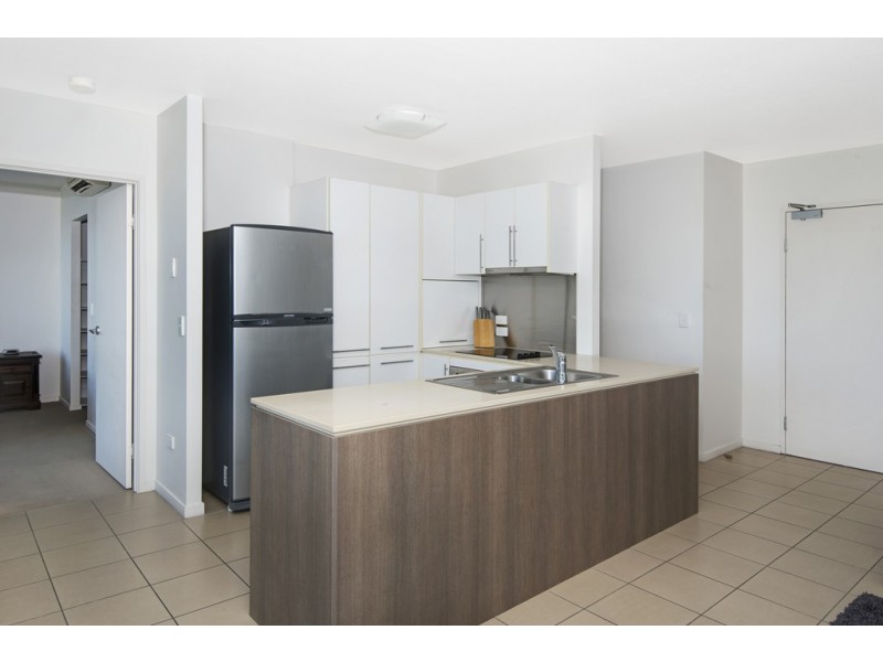 33/8-32 Stanley Street, Townsville City QLD 4810