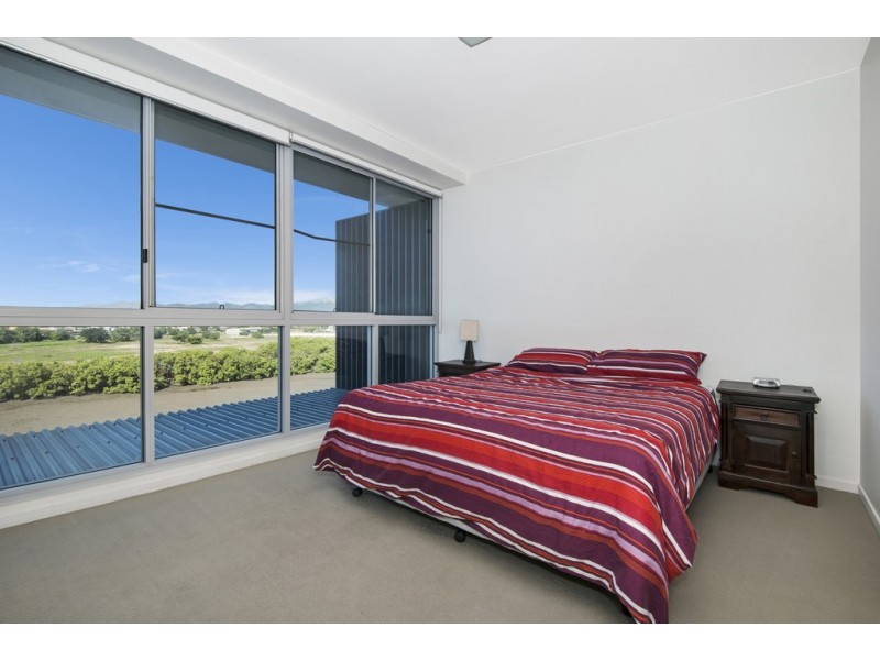 33/8-32 Stanley Street, Townsville City QLD 4810