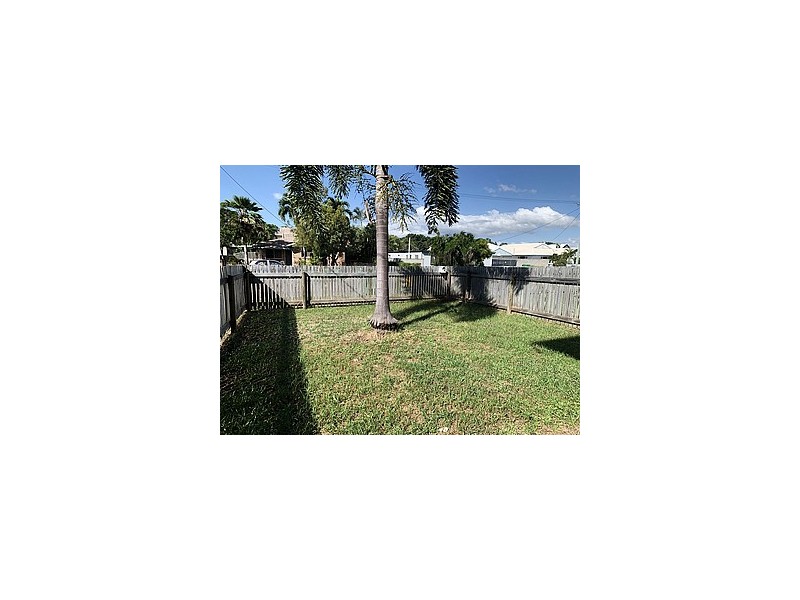 2/55 Lowth Street, Rosslea QLD 4812