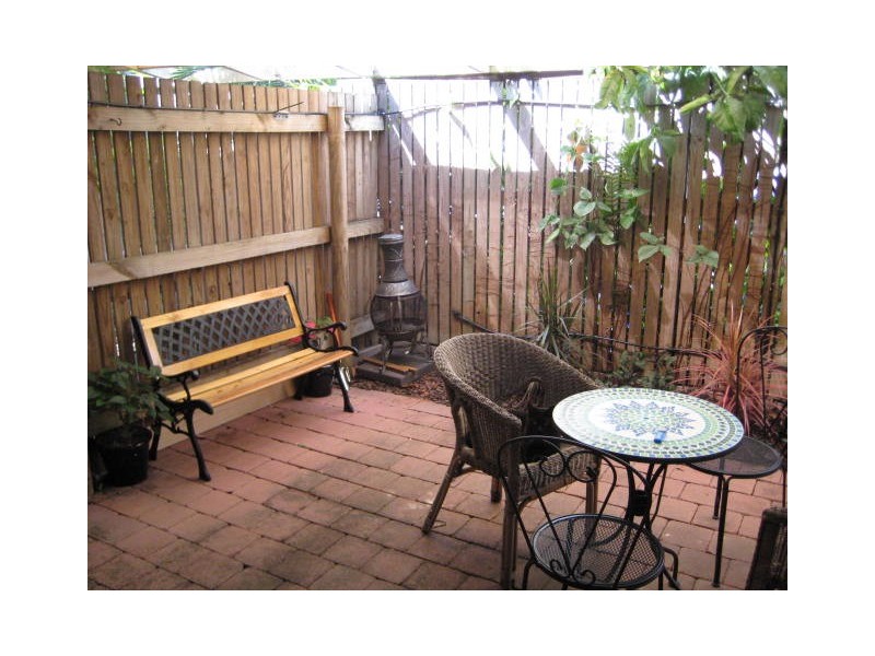 4/7 Rose Street, North Ward QLD 4810