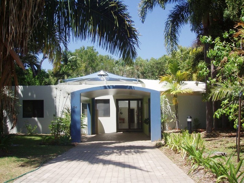 24 The Grove “The Atrium House”, Magnetic Island QLD 4819