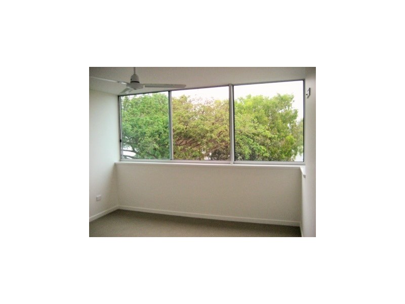 Unit 9 Itara Riverway, Kirwan QLD 4817