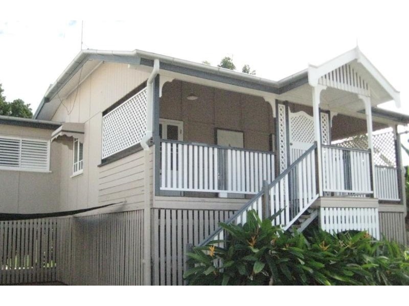 43 Ford Street, Hermit Park QLD 4812