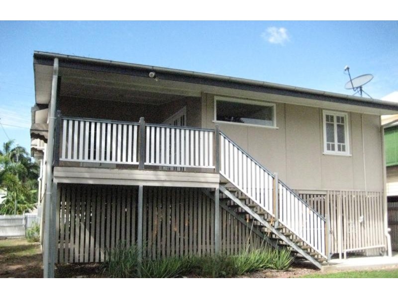 43 Ford Street, Hermit Park QLD 4812