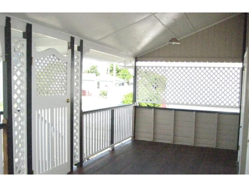 43 Ford Street, Hermit Park QLD 4812