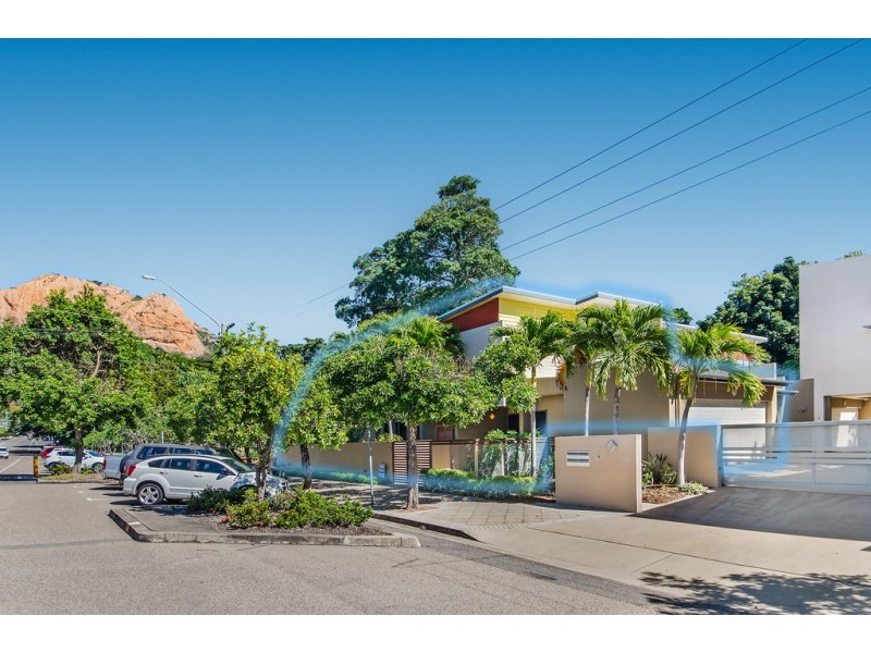 1/30-32 Gregory Street ( Empyrean ), North Ward QLD 4810