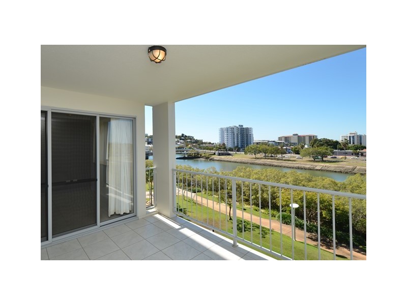 50/11-17 Stanley Street, Townsville City QLD 4810