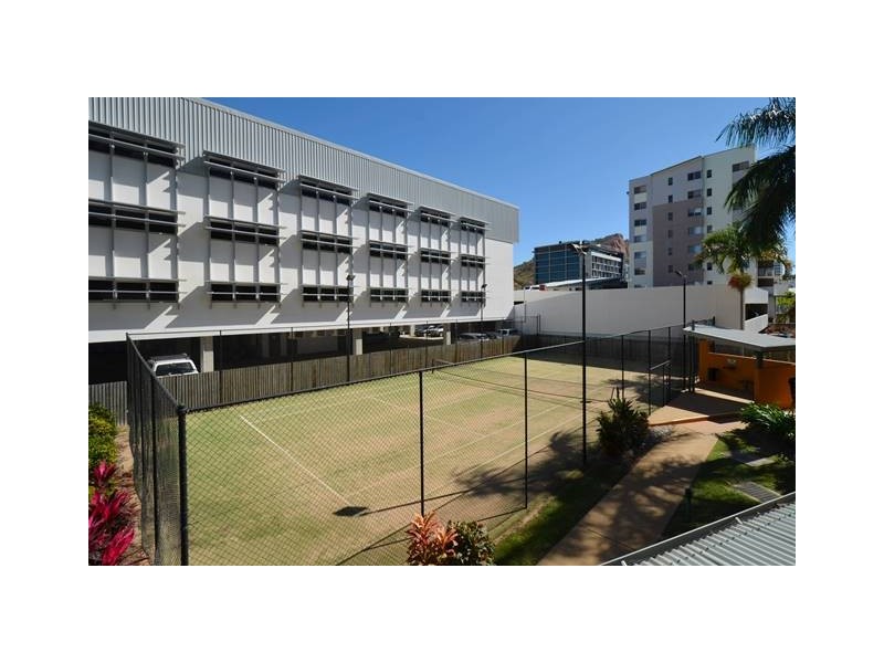 50/11-17 Stanley Street, Townsville City QLD 4810