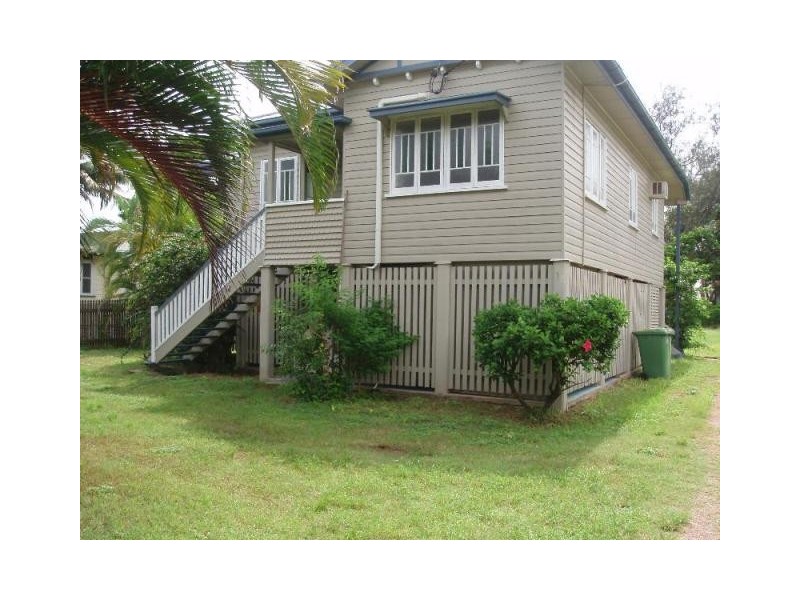 5 Seventh Avenue, South Townsville QLD 4810