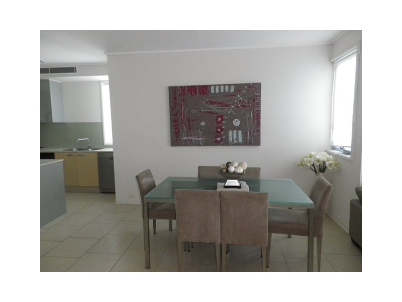 109/72-74 The Strand, North Ward QLD 4810