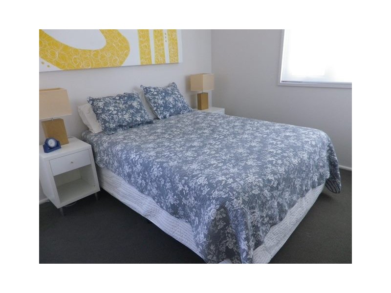 109/72-74 The Strand, North Ward QLD 4810