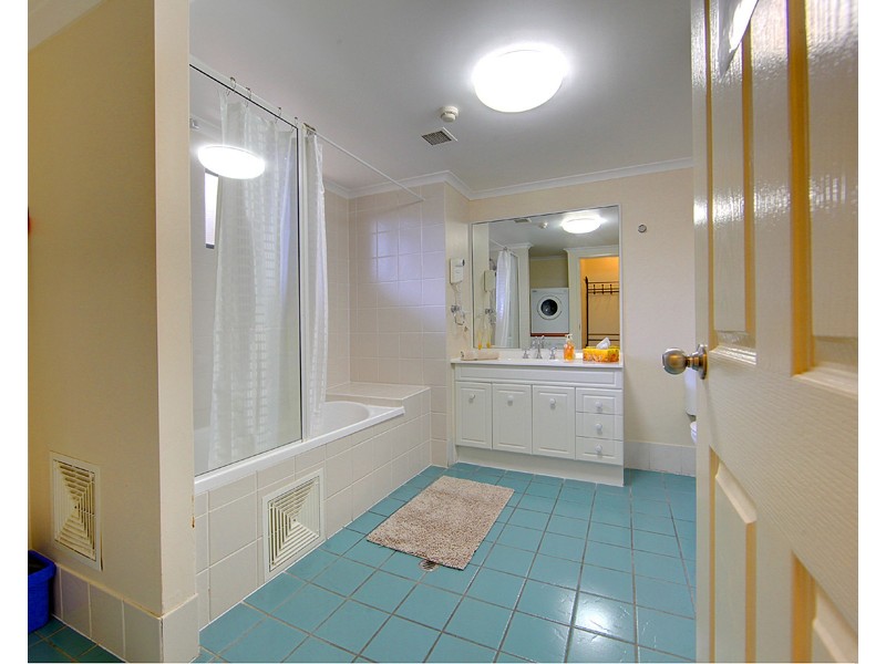 19/59-60 The Strand, North Ward QLD 4810