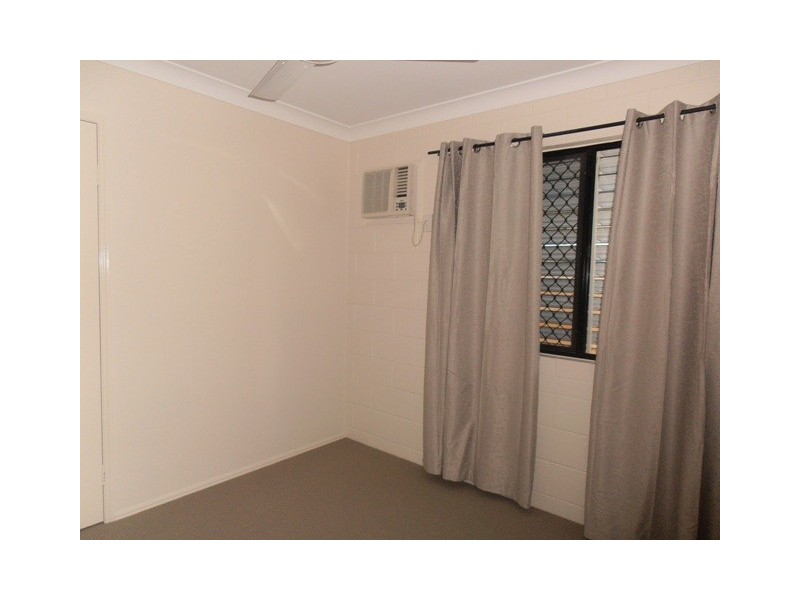 7 Gilmour Crescent, Kirwan QLD 4817