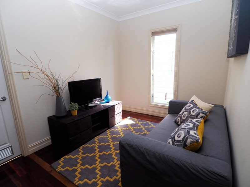 4/15 Cleveland Terrace, Townsville City QLD 4810