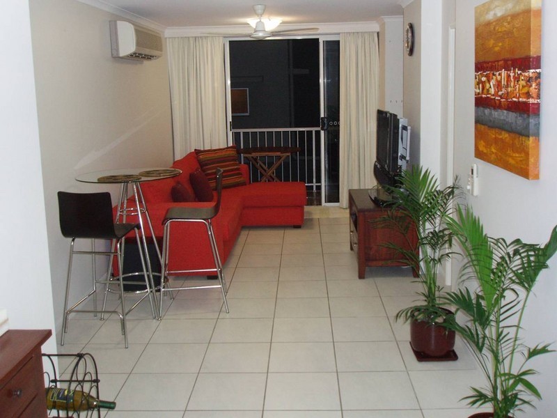 4/6 Hale Street, Townsville City QLD 4810