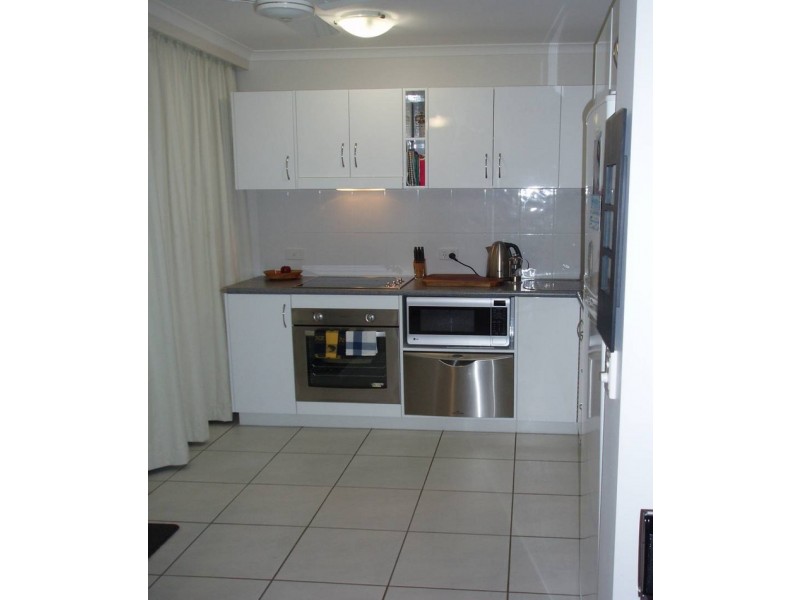 4/6 Hale Street, Townsville City QLD 4810