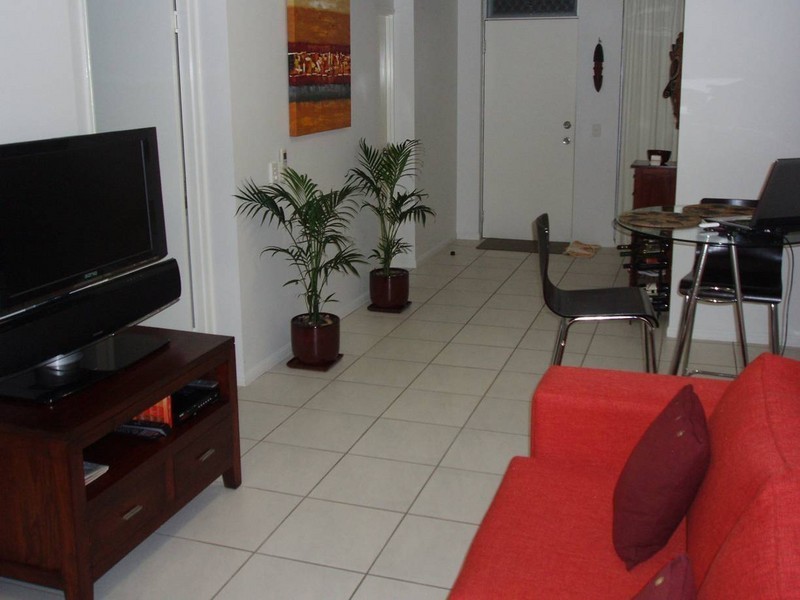 4/6 Hale Street, Townsville City QLD 4810