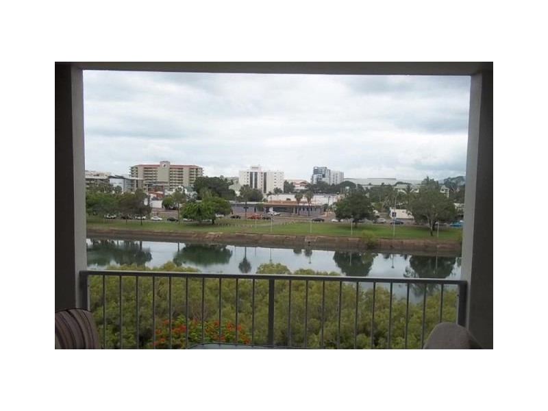 62/11-17 Stanley Street, Townsville City QLD 4810