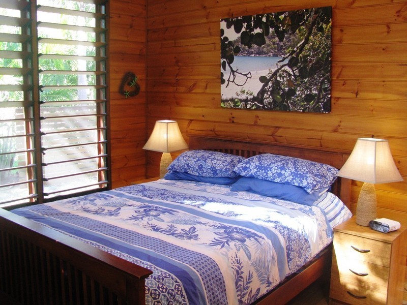 27 Barbarra Street Picnic Bay, Magnetic Island QLD 4819