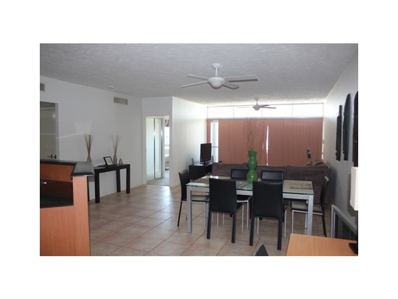 75/1 Stanton Terrace, Townsville City QLD 4810