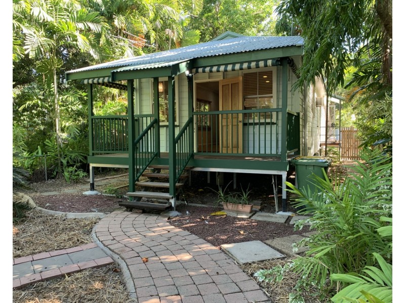 18 Fifth Street, Railway Estate QLD 4810