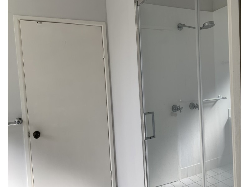 18 Fifth Street, Railway Estate QLD 4810