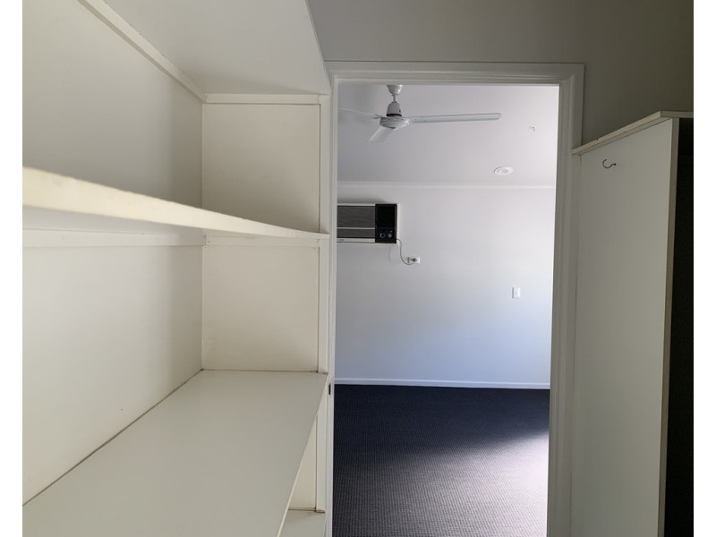 18 Fifth Street, Railway Estate QLD 4810