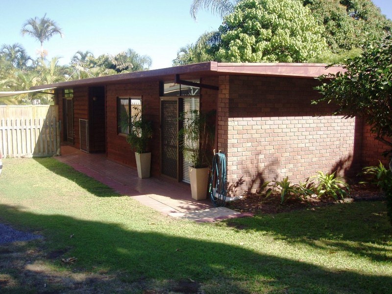 5 Robson st Nelly Bay, Magnetic Island QLD 4819