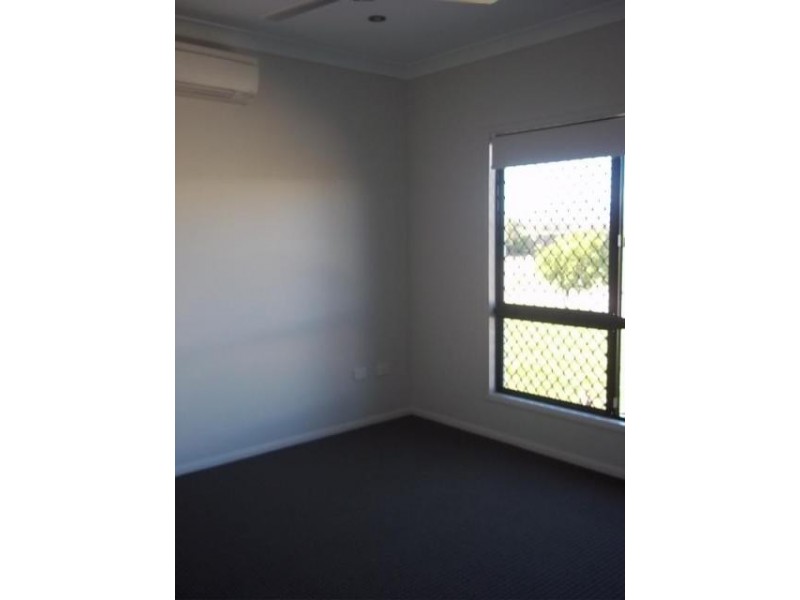 24 Fernbank Parade, Idalia QLD 4811