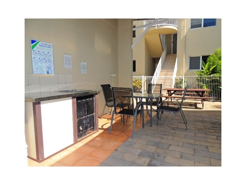 4/50-54 McIlwraith St, South Townsville QLD 4810