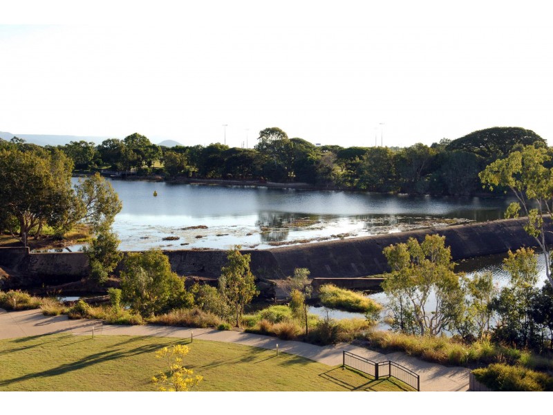 15/237 Riverside Boulevard, Douglas QLD 4814