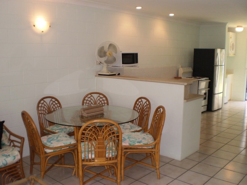 2/19 Mandalay Avenue Nelly Bay, Magnetic Island QLD 4819