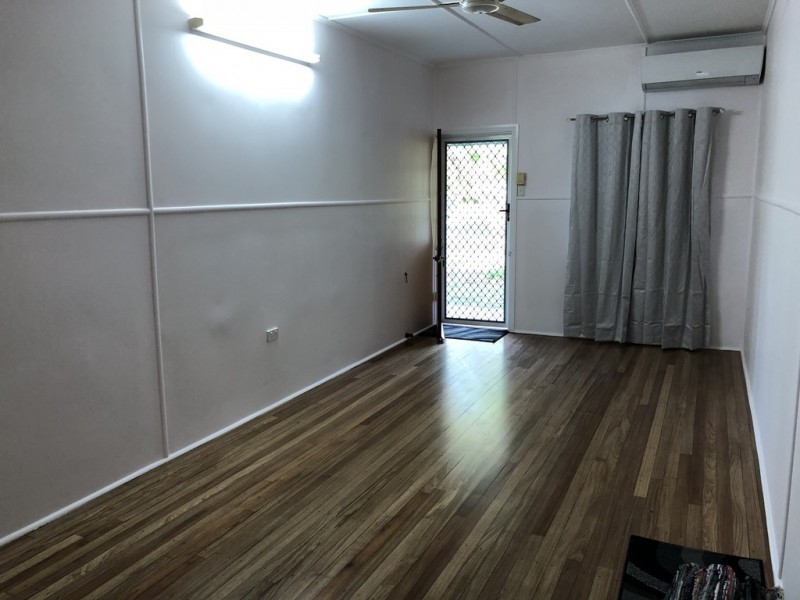 2/7 Oreilly Street, Mundingburra QLD 4812