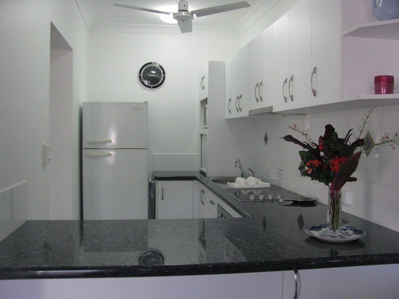 1/37 Marine Pde Arcadia, Magnetic Island QLD 4819