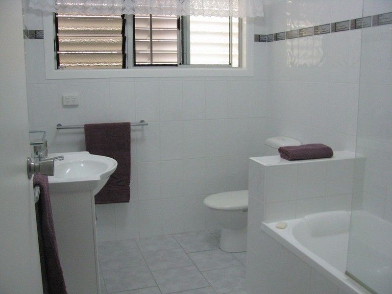 1/37 Marine Pde Arcadia, Magnetic Island QLD 4819