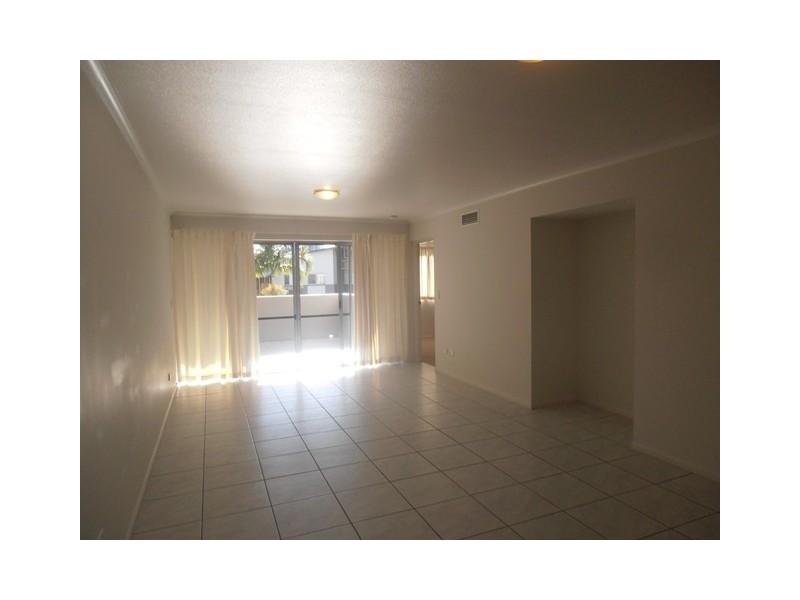 12/51-69 Stanley Street, Townsville City QLD 4810