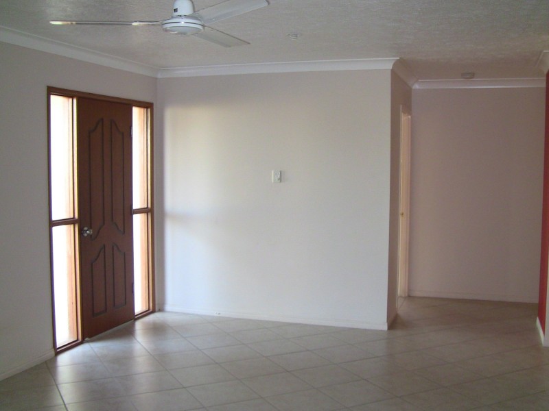 9 Mona Vale Place, Annandale QLD 4814