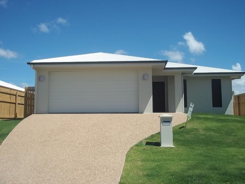 7 Ellsworth Drive, Mount Louisa QLD 4814