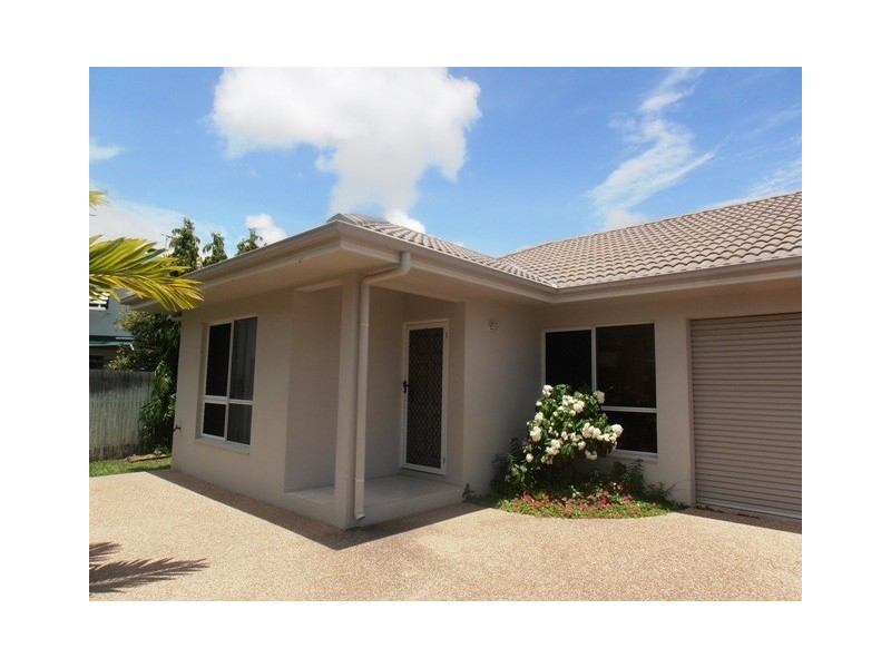 2/30 Derby Street, Pimlico QLD 4812