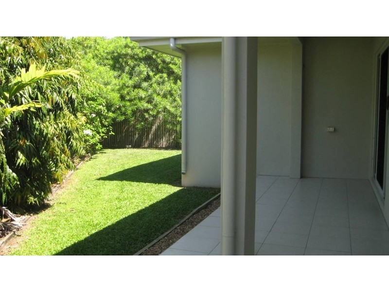 2/30 Derby Street, Pimlico QLD 4812