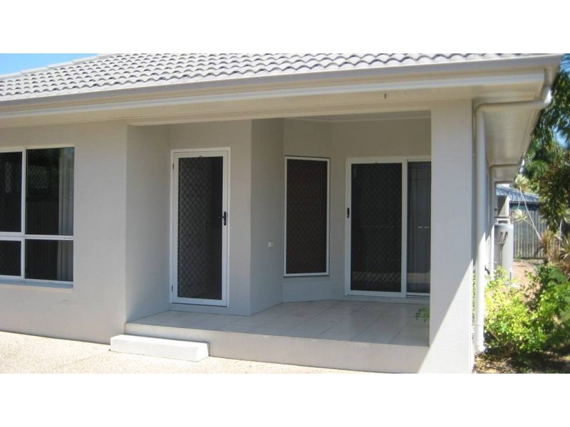 2/30 Derby Street, Pimlico QLD 4812