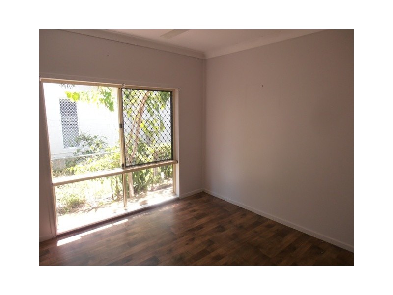 2B/29 Plume Street, South Townsville QLD 4810