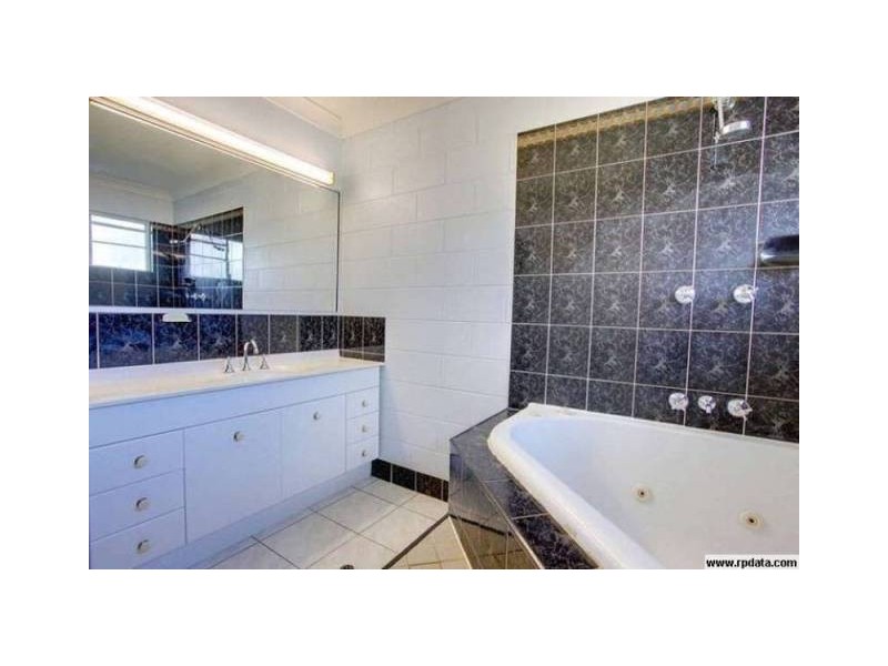 4/5 Viles Street, Rosslea QLD 4812